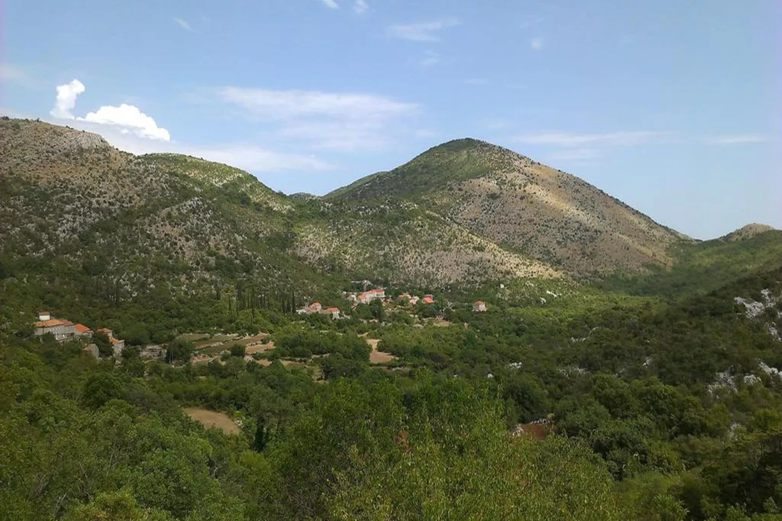 Holiday house Brotnice-View summer