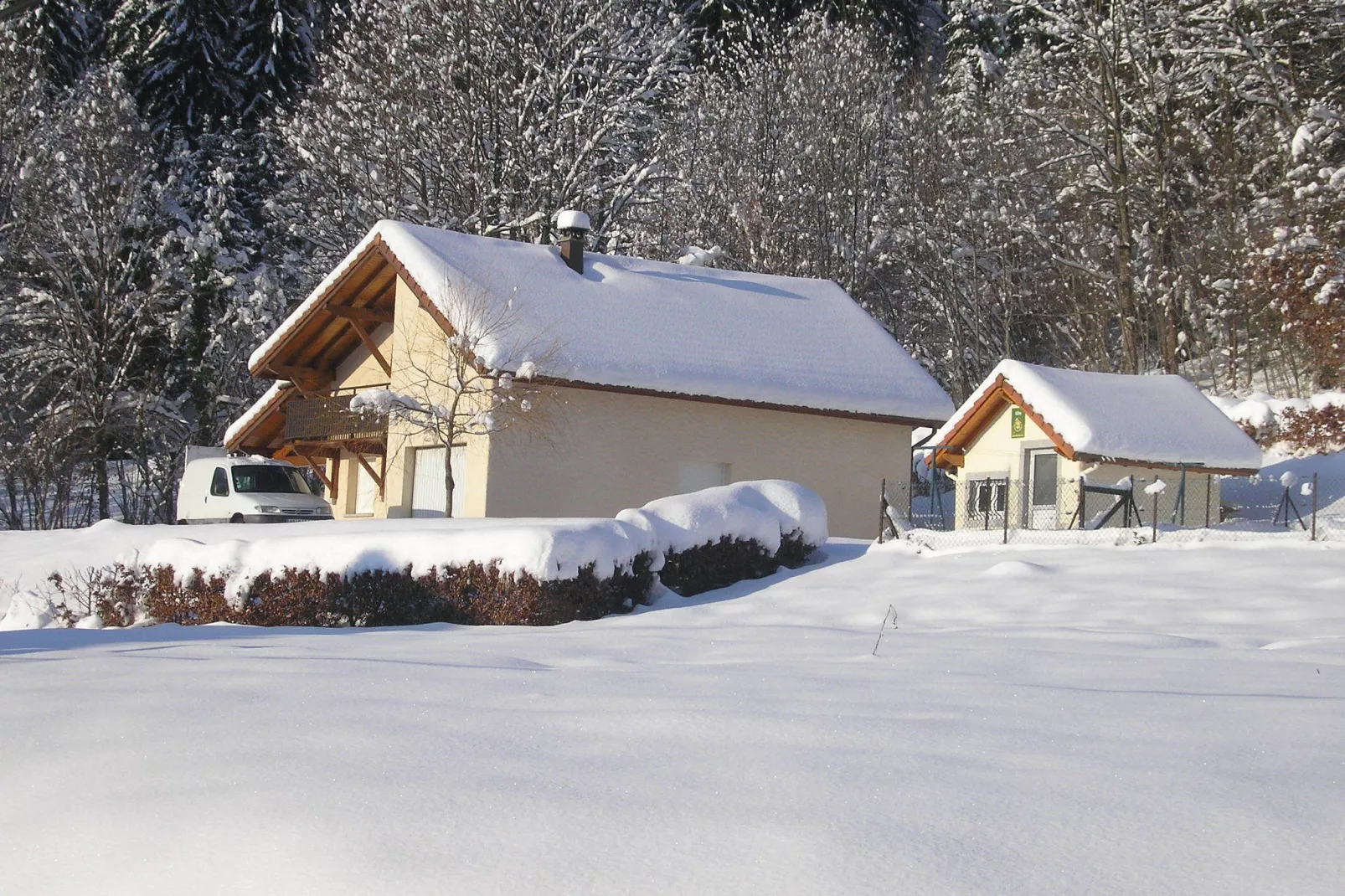 Maison de vacances - LE HAUT-DU-THEM-Exterior winter