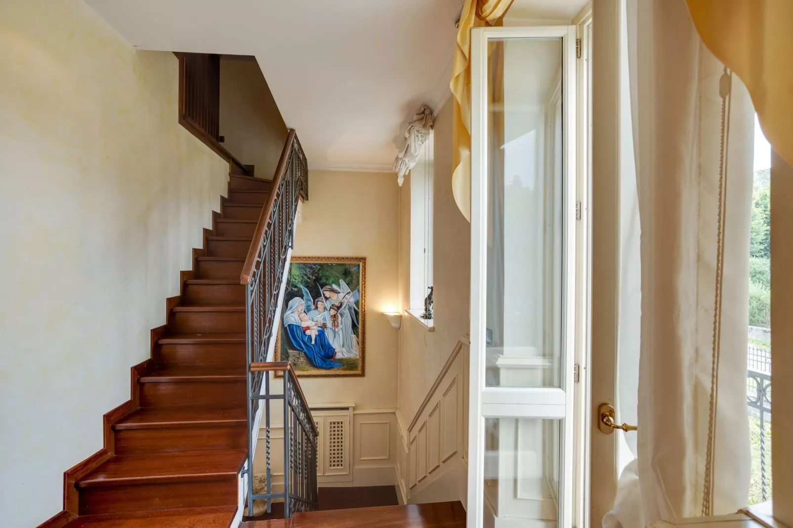 Villa d'epoca con ampio giardino lago di como-Landing
