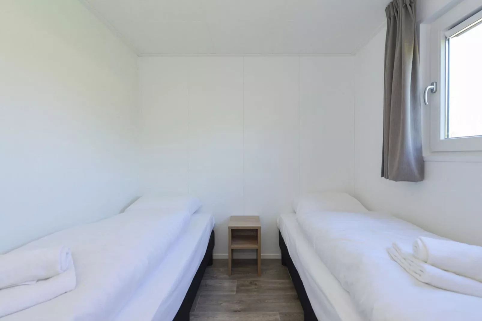 Hart van Zeeland - Chalet 1 t/m 8-Bedroom