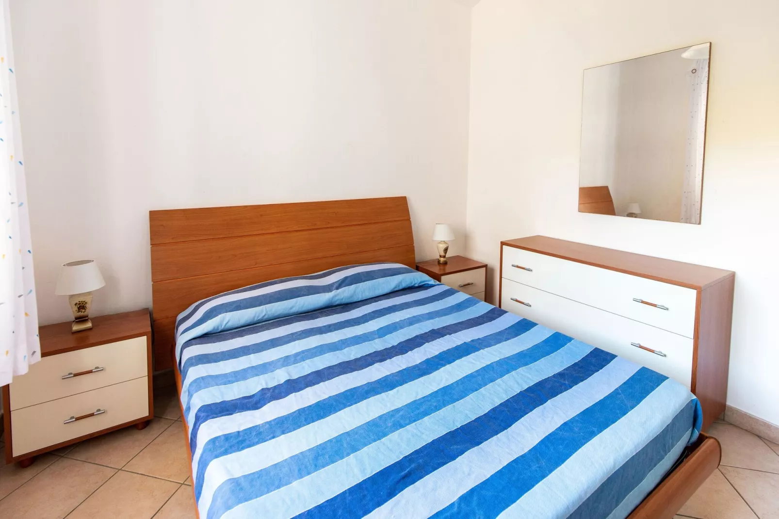 Timpi Russi Trilo Piano Terra-Schlafzimmer