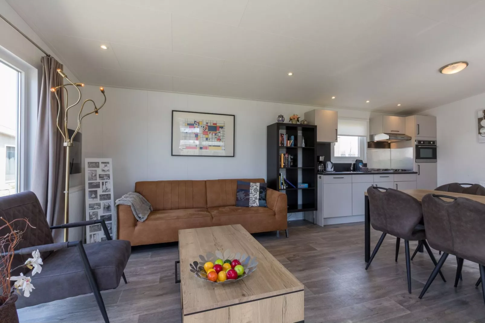 Chalet 4- Vakantiepark Hart van Zeeland-Living room
