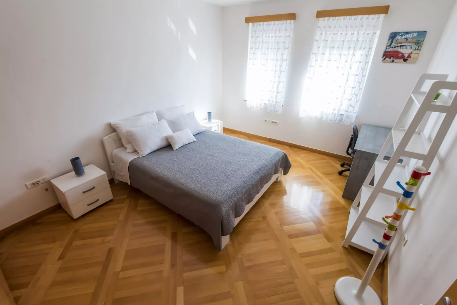 Sabai-Bedroom