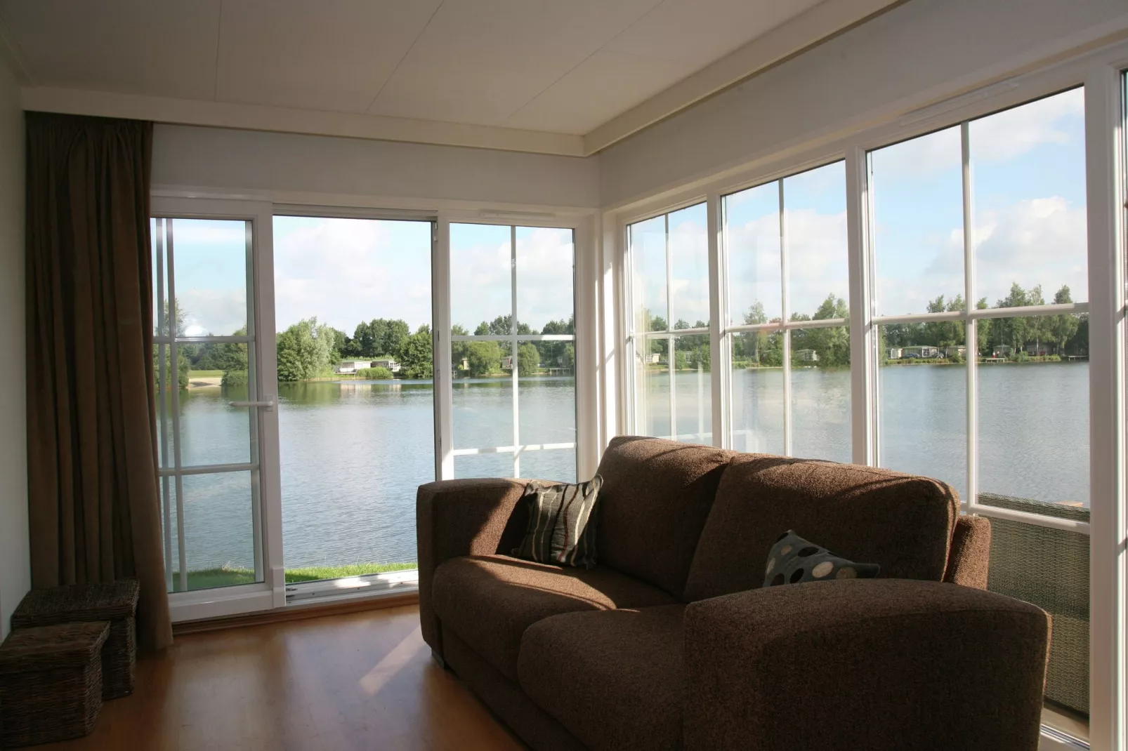 Recreatiepark Tolplas 15-Living room