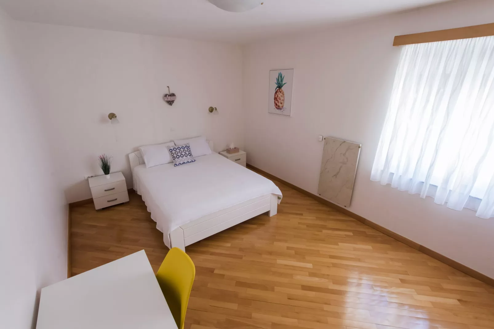 Sabai-Bedroom