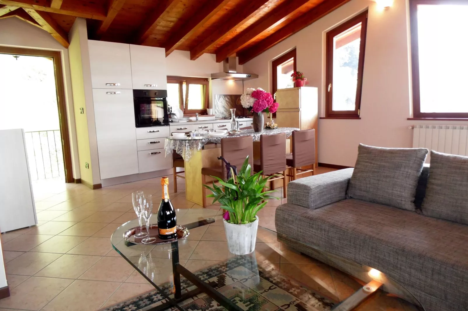 Ronco Frati-Kitchen