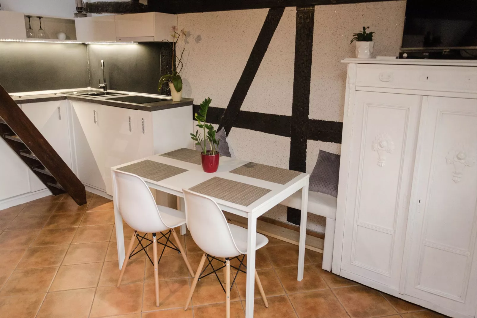 A comfortable east apartment-Esszimmer