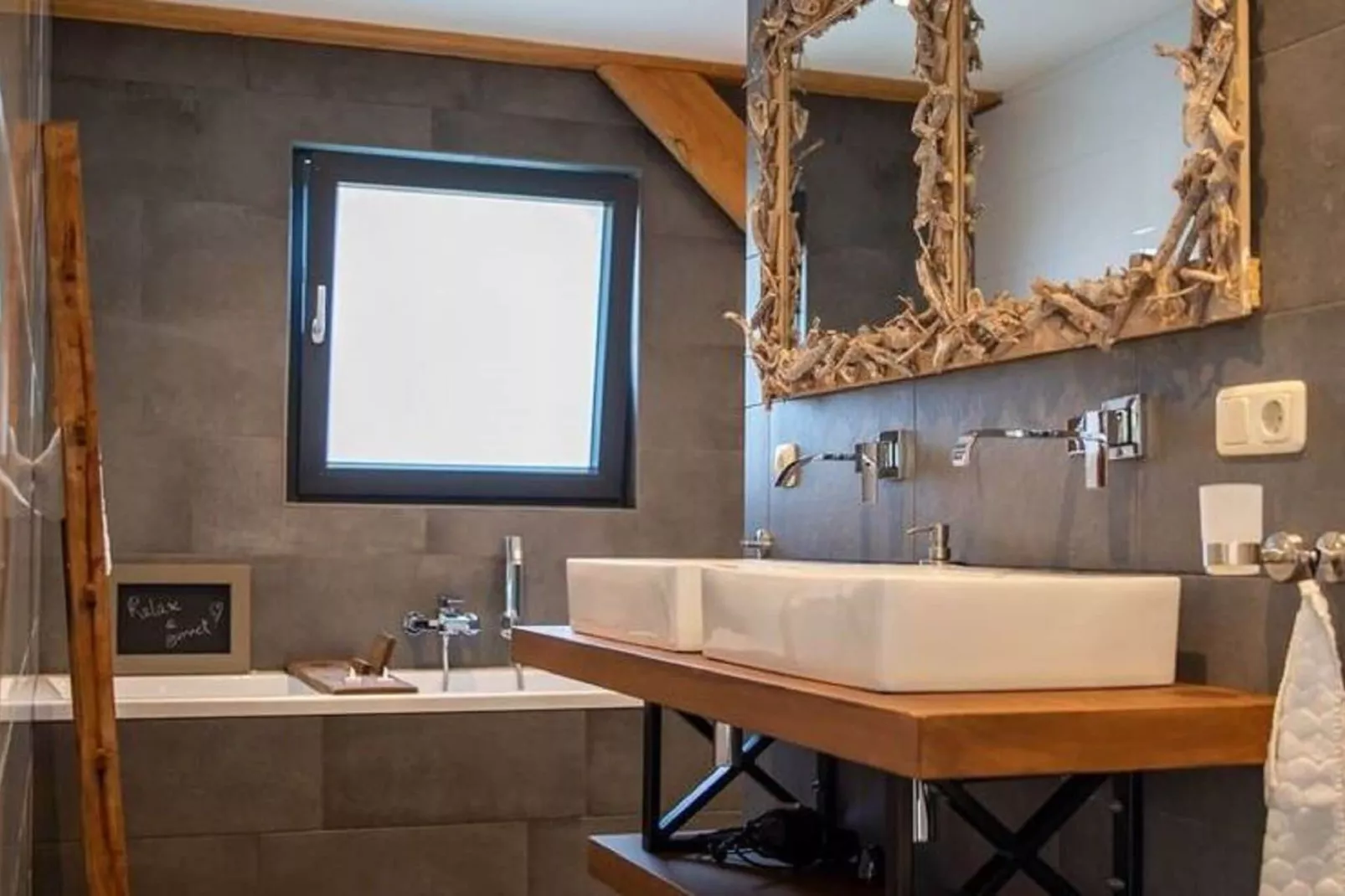 Droomeind Villa Bianco-Bathroom