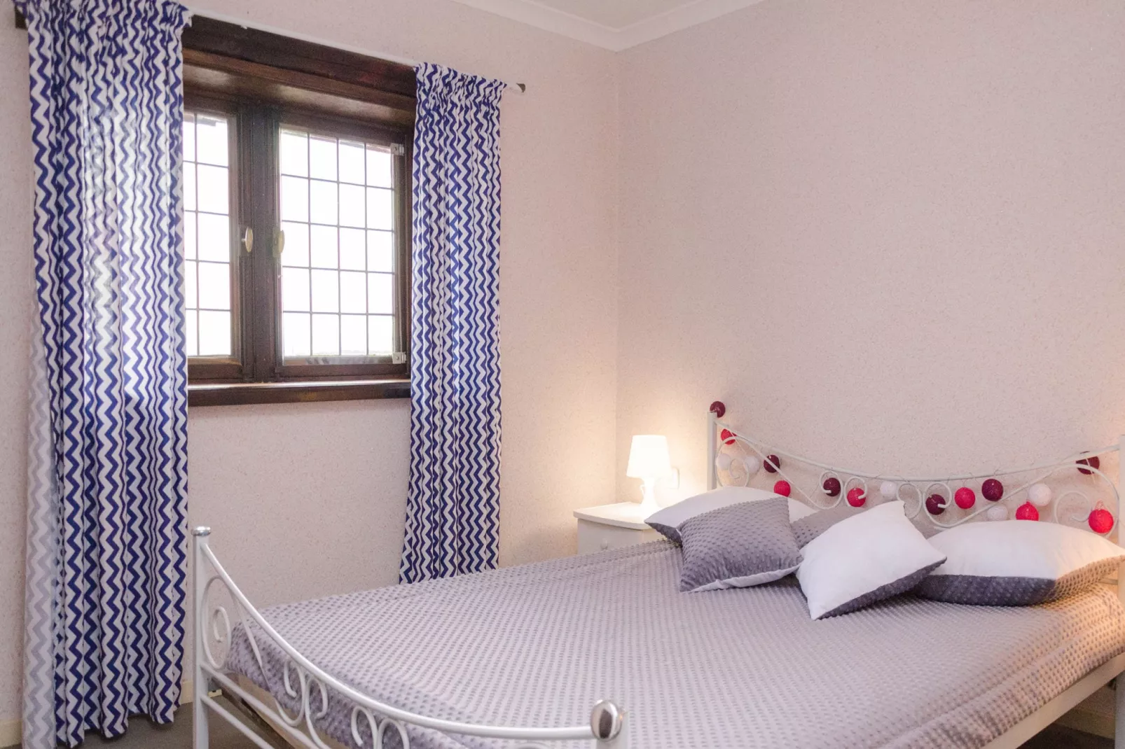 A comfortable east apartment-Schlafzimmer