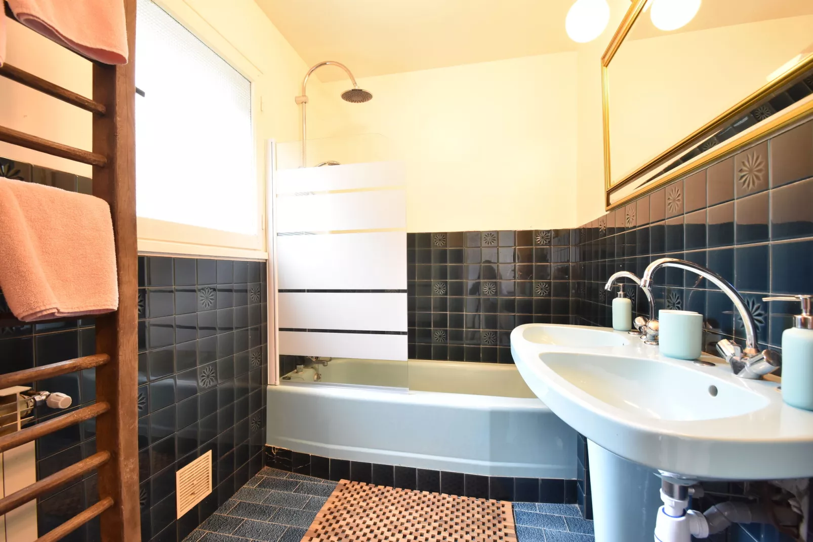 Gite Bourgogne rust & natuur-Bathroom