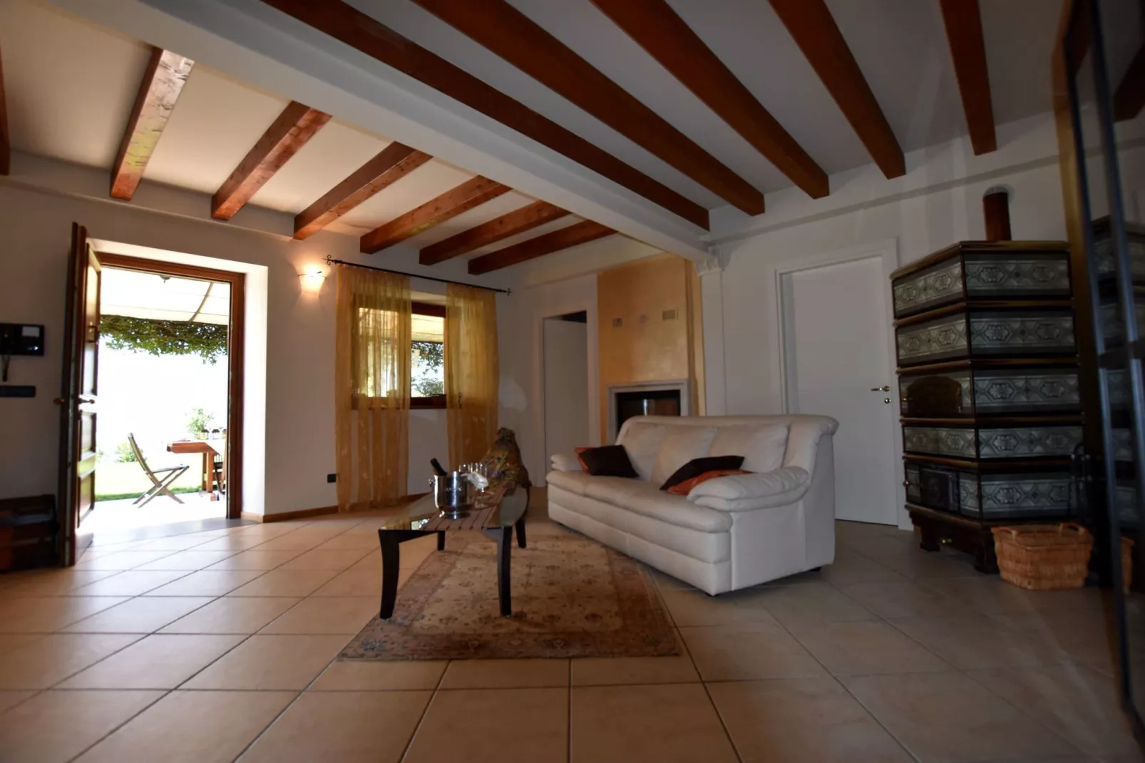 Dosso della Regina 6-Living room
