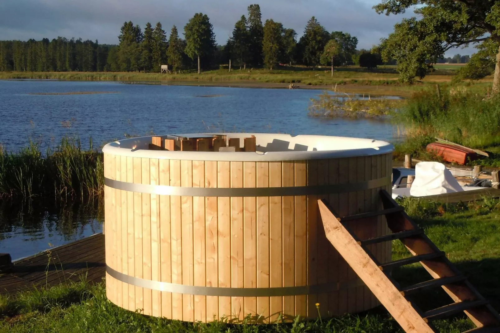 6 person holiday home in HOVA-By Traum-Spa