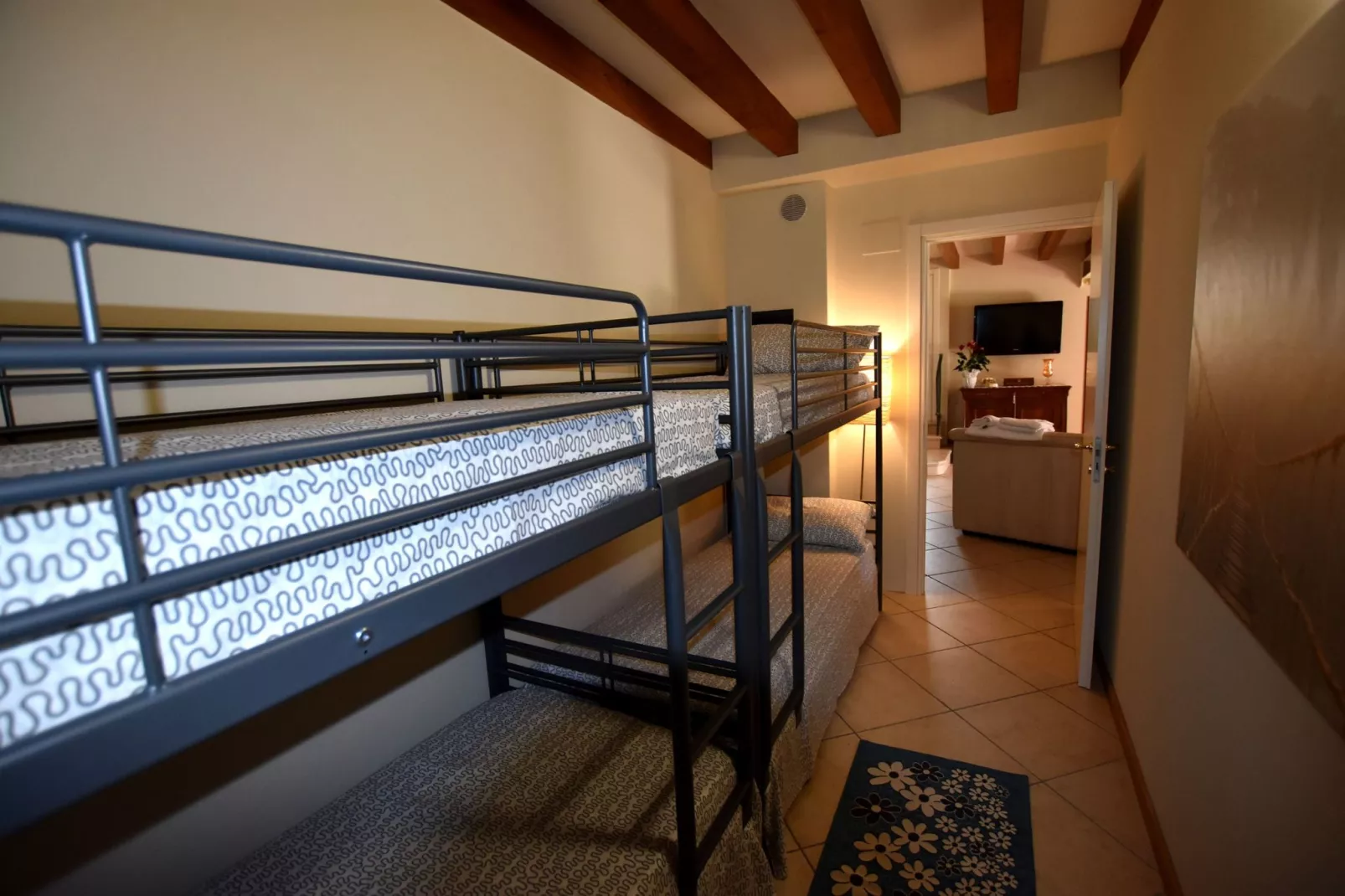 Dosso della Regina 6-Bedroom