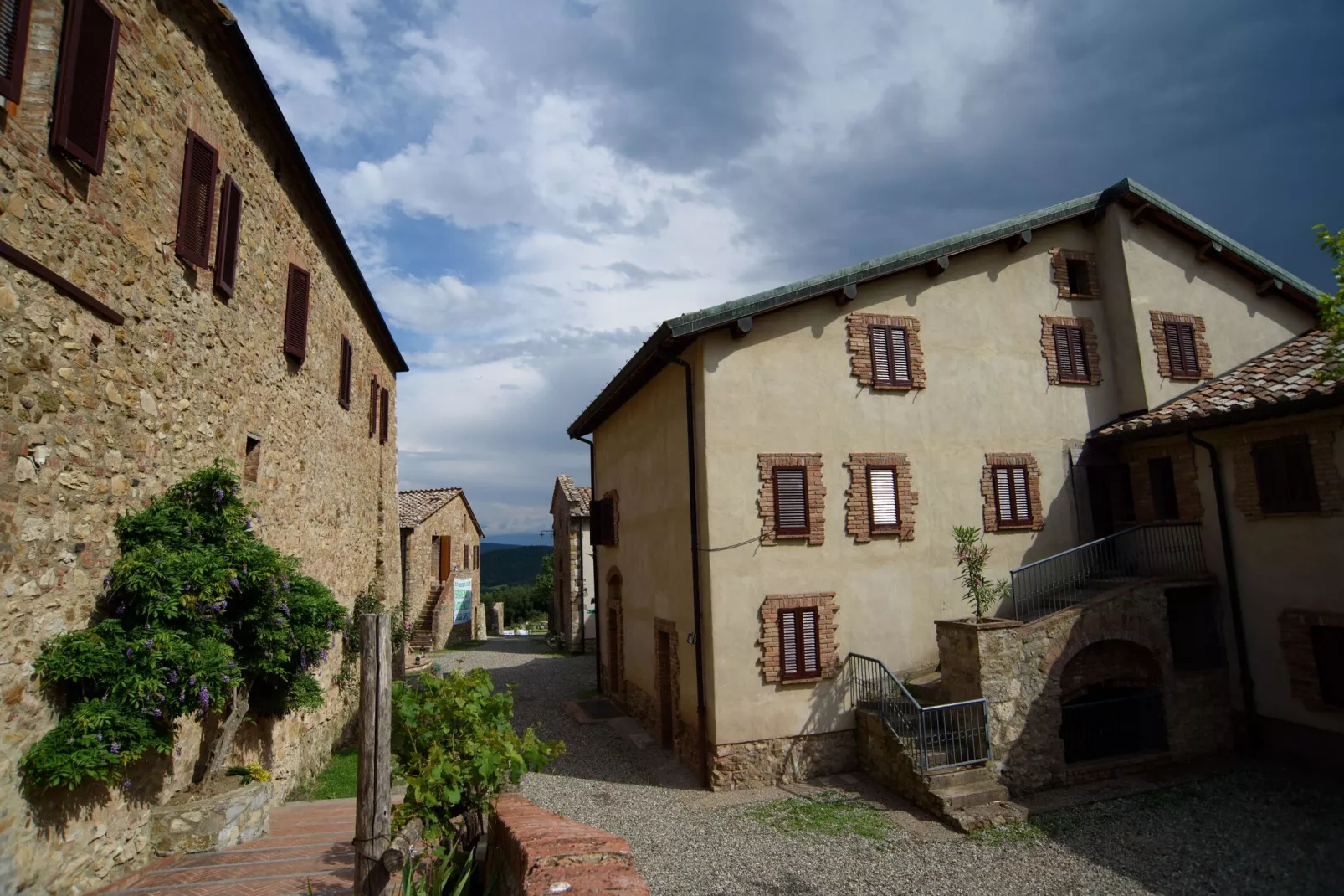 Ginestra1-Exterior summer