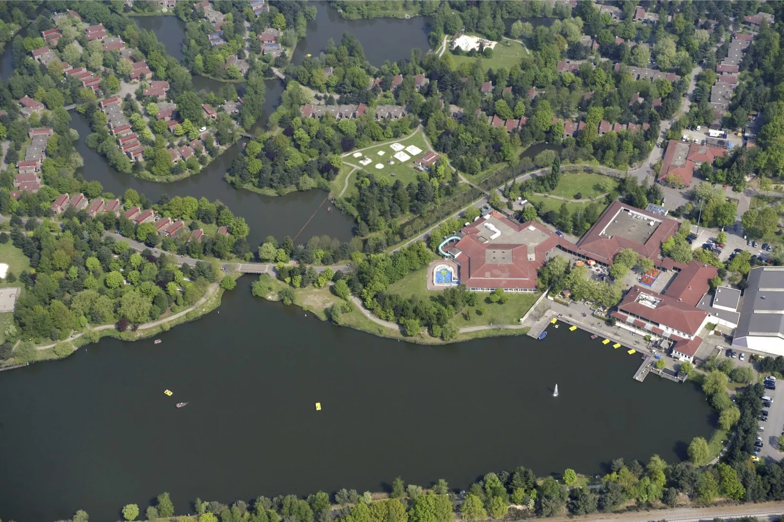 Vakantiepark Weerterbergen 6-Exterior summer