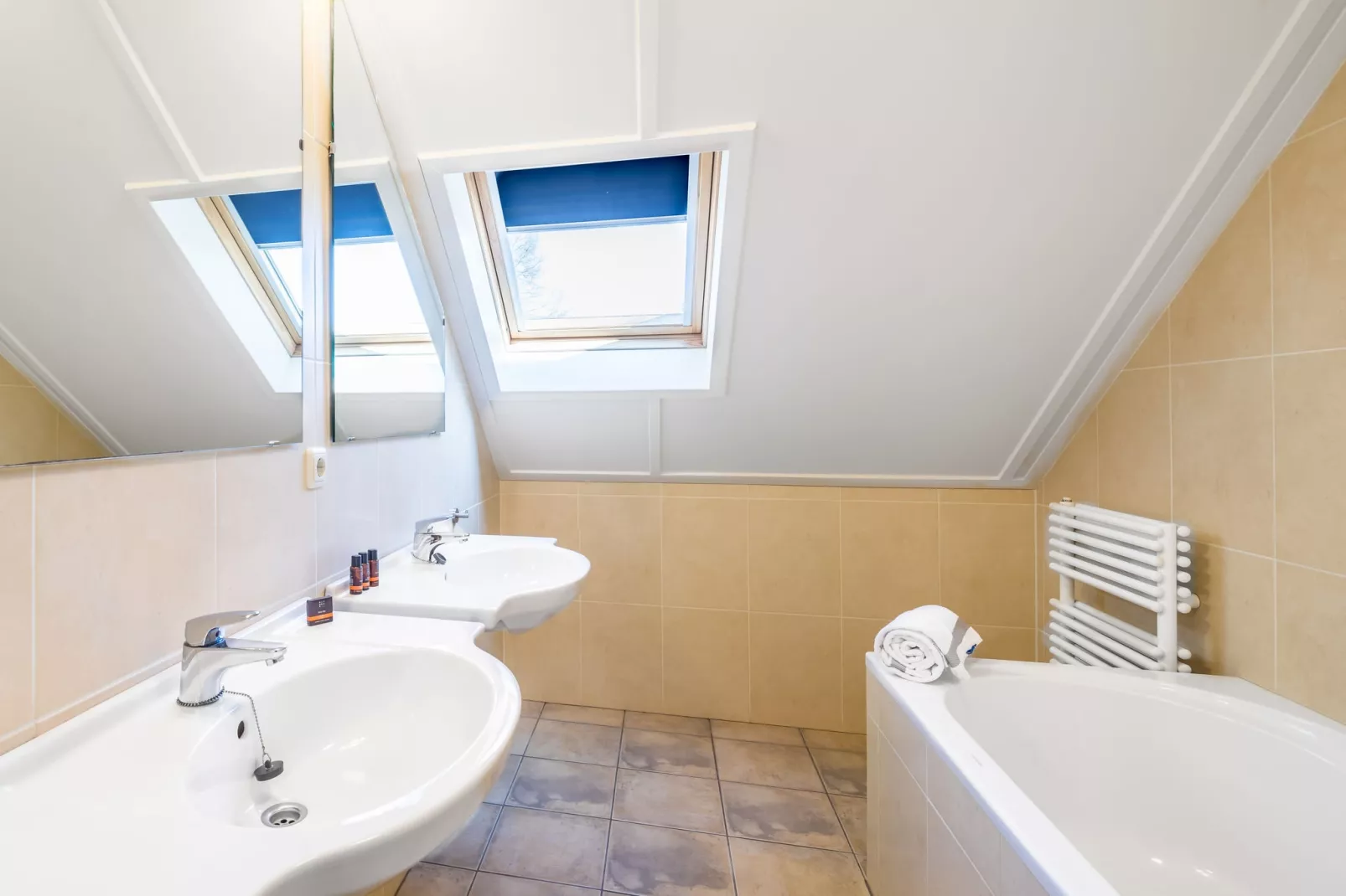 Vakantiepark Weerterbergen 7-Bathroom