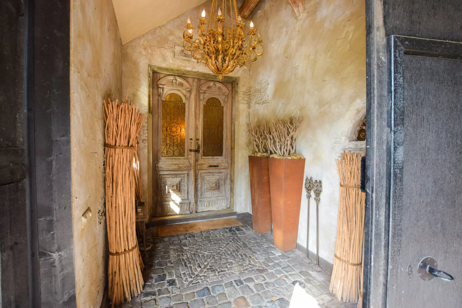 La Maison Douce-Reception hall