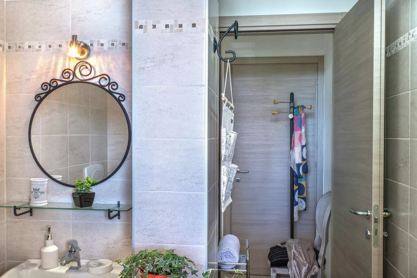 Panorama La Foglia-Bathroom
