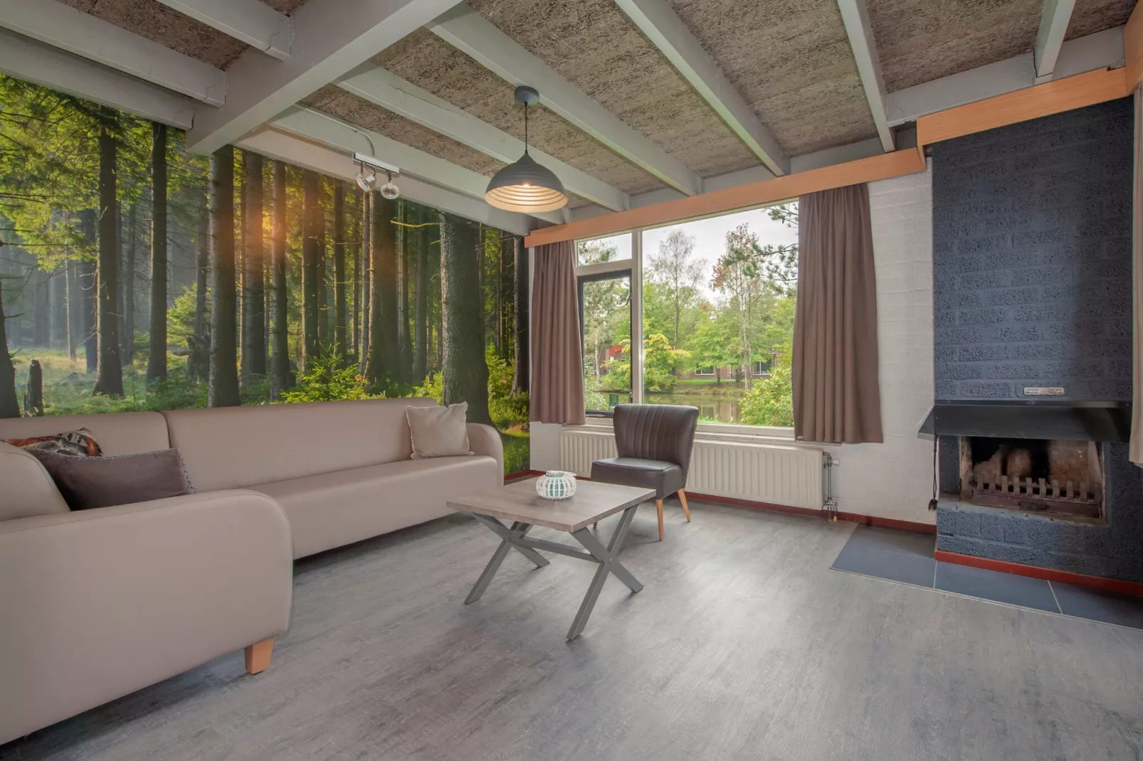 Vakantiepark Weerterbergen 8-Living room