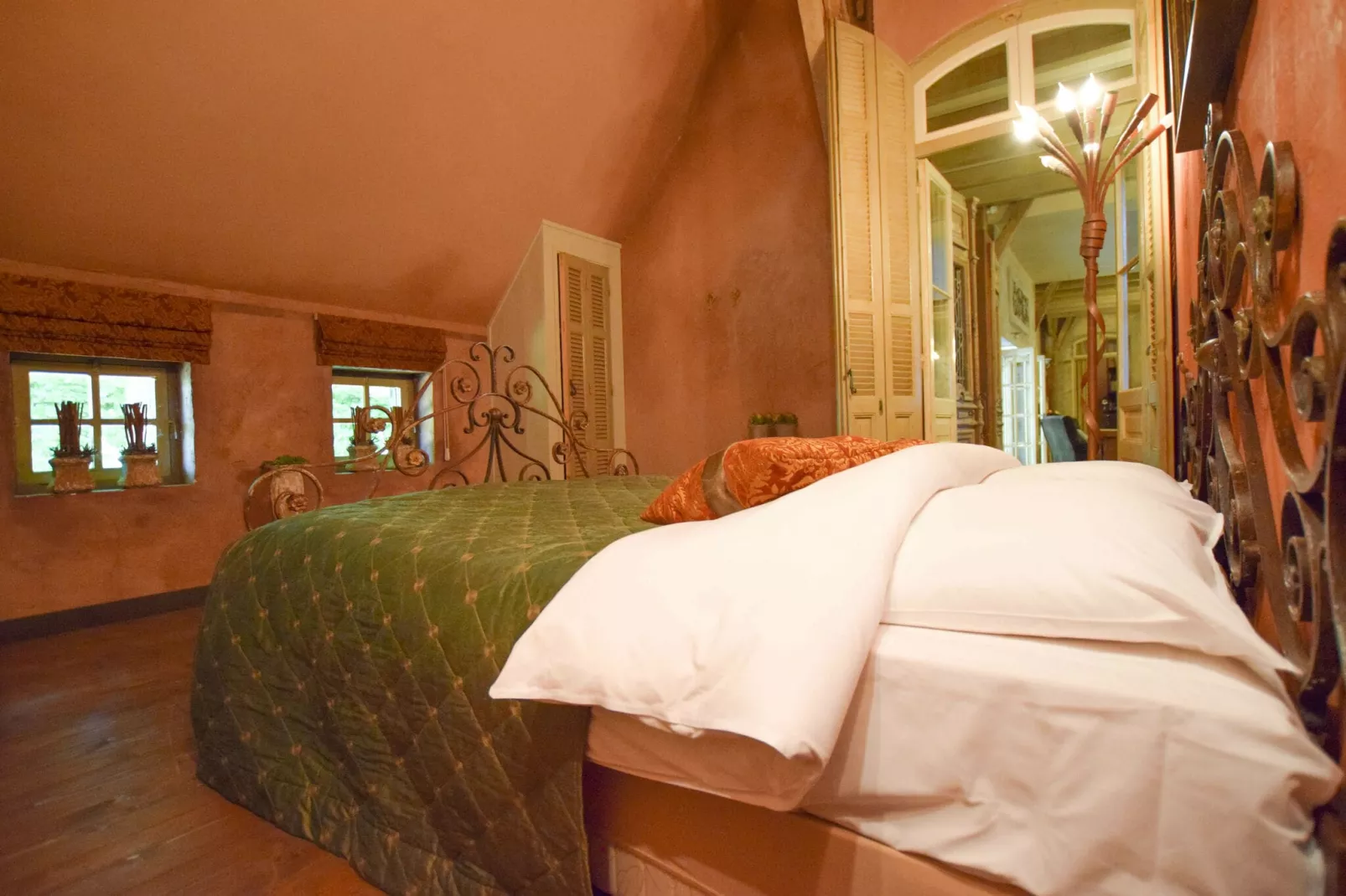 La Maison Douce-Bedroom