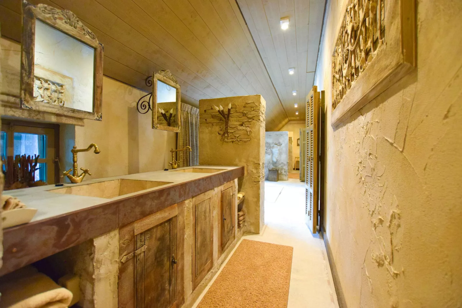 La Maison Douce-Bathroom