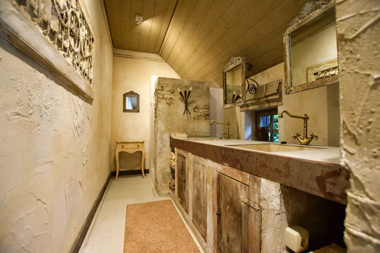 La Maison Douce-Bathroom