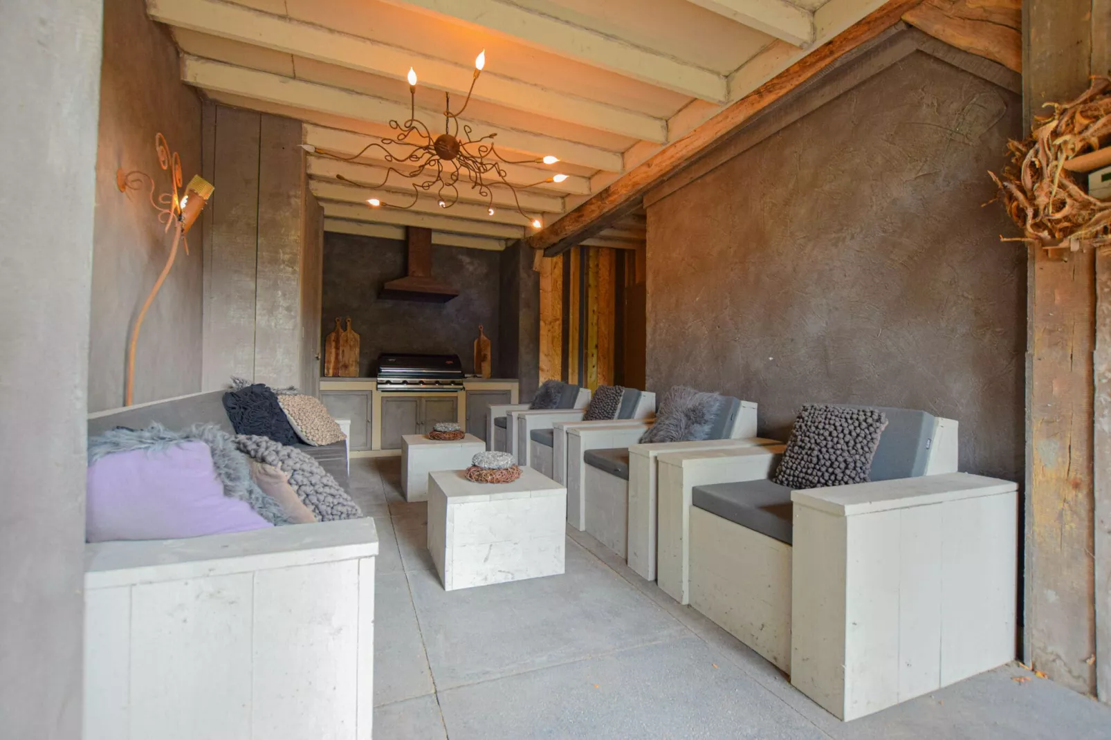 La Maison Douce-Recreation room