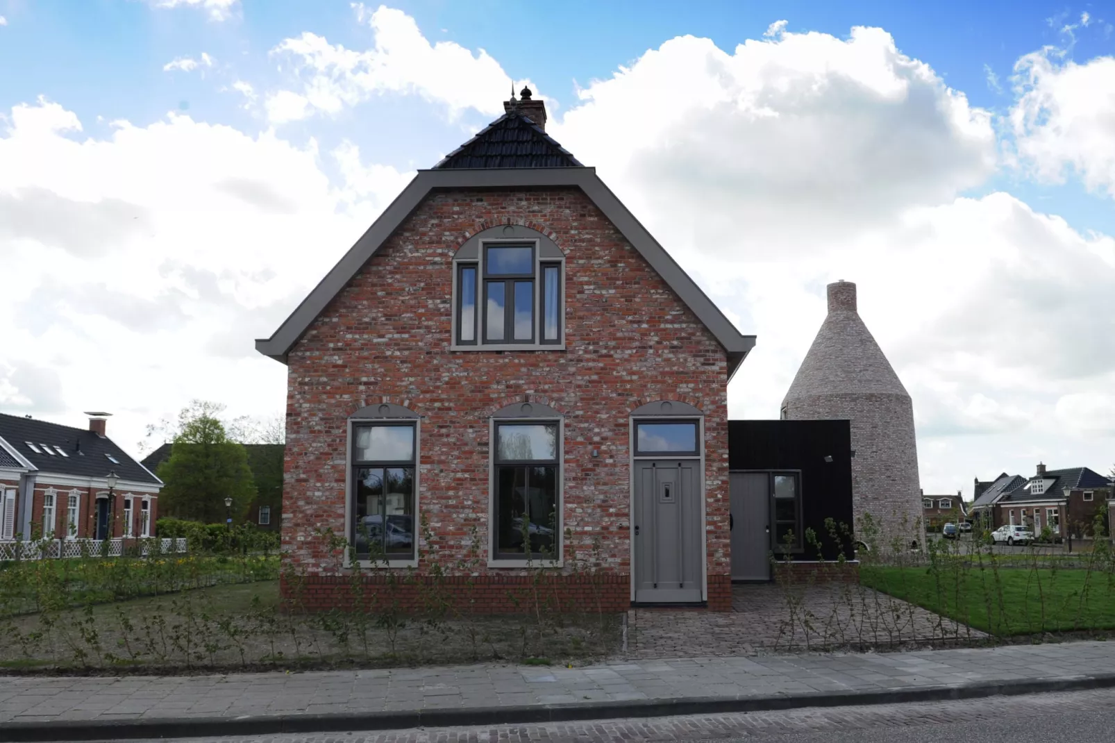Enkhuizen-Exterior summer