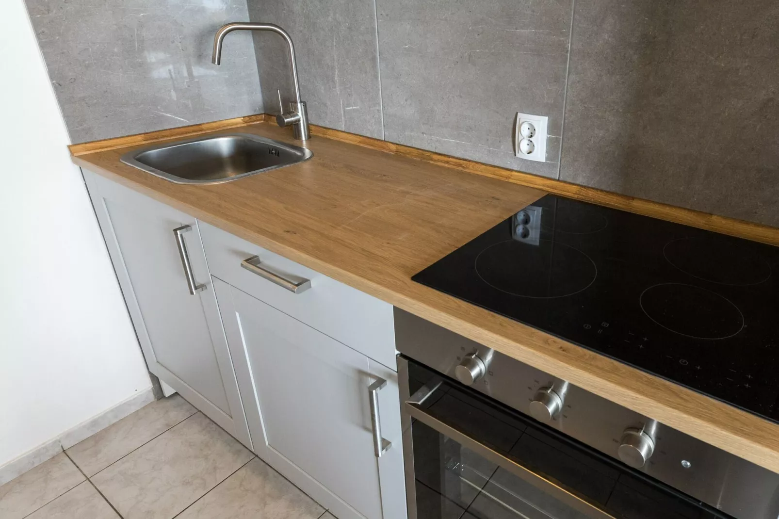 Mediterano 3-Kitchen