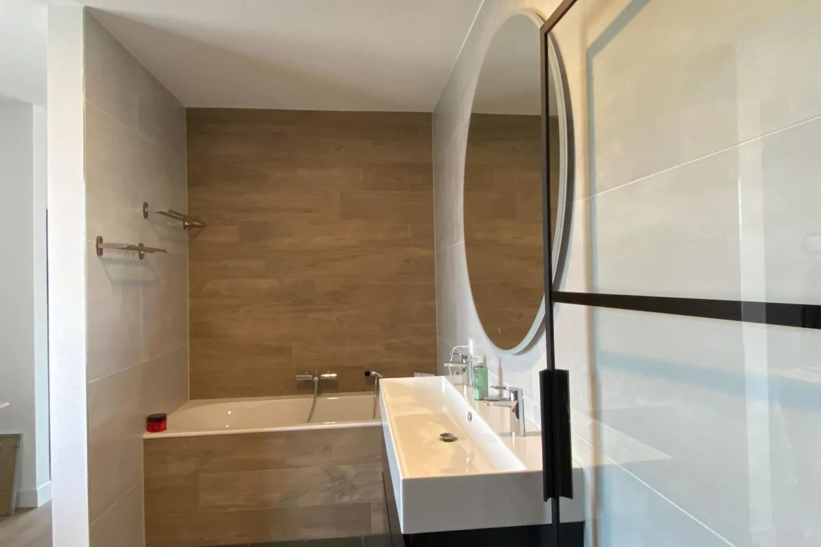 Harderwold villa 356-Bathroom