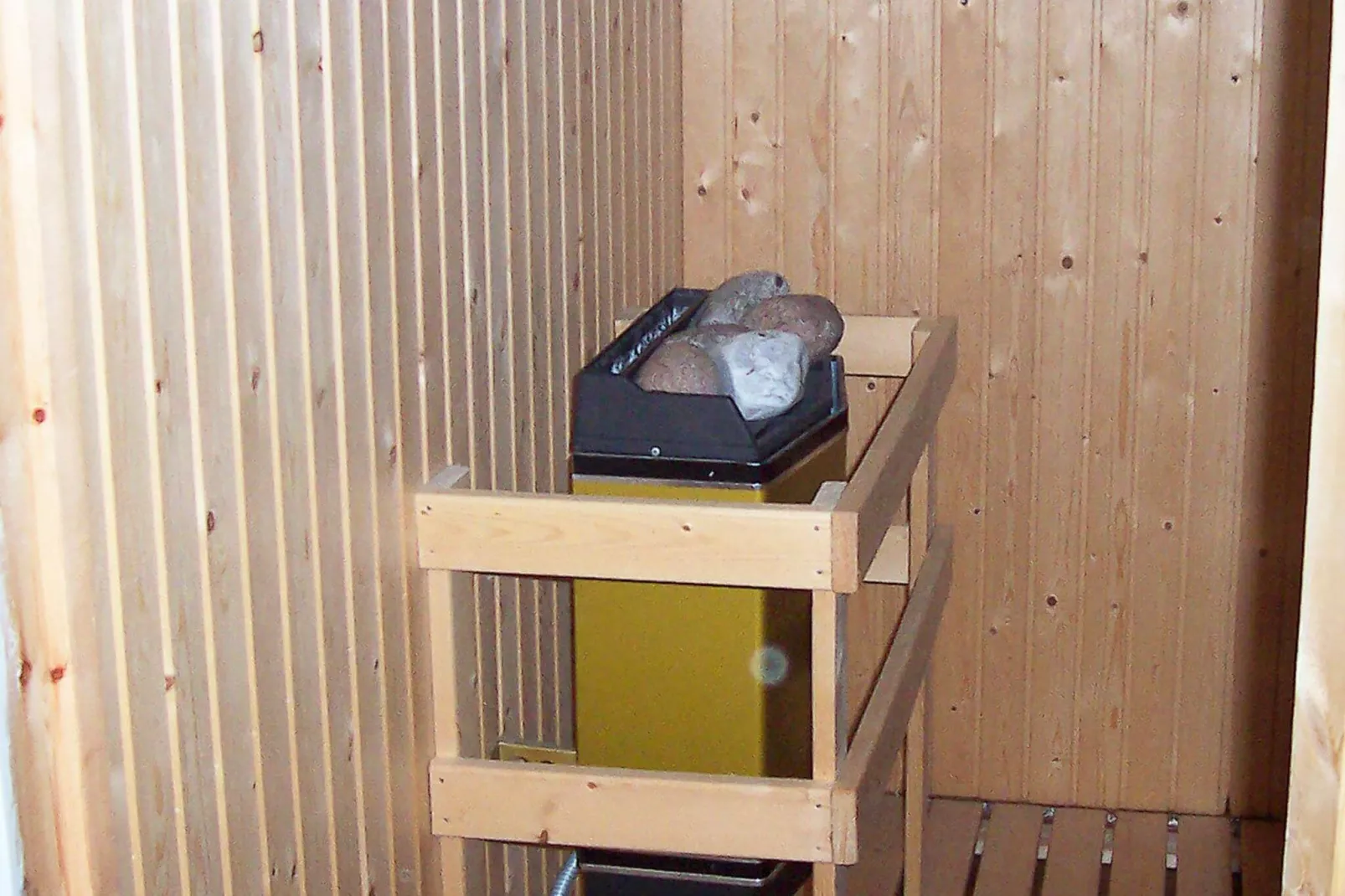 2 person holiday home in KUNGSHAMN-By Traum-Sauna