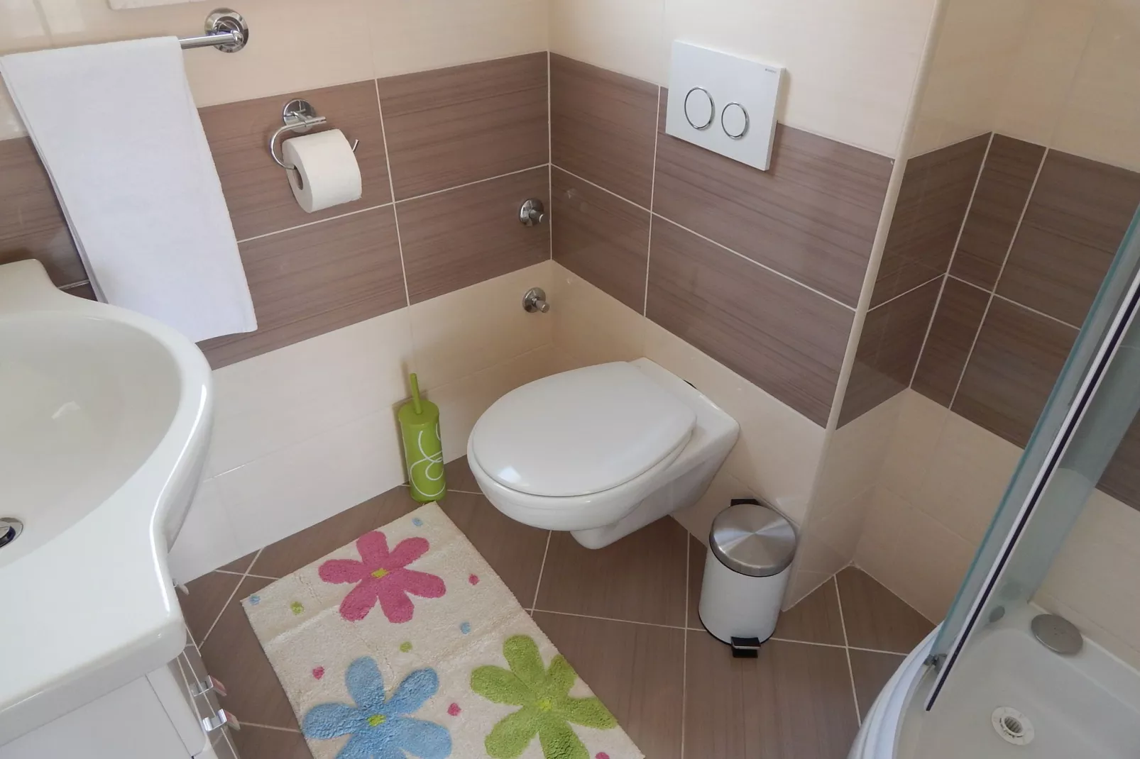 Linda Apartment 4-Bathroom