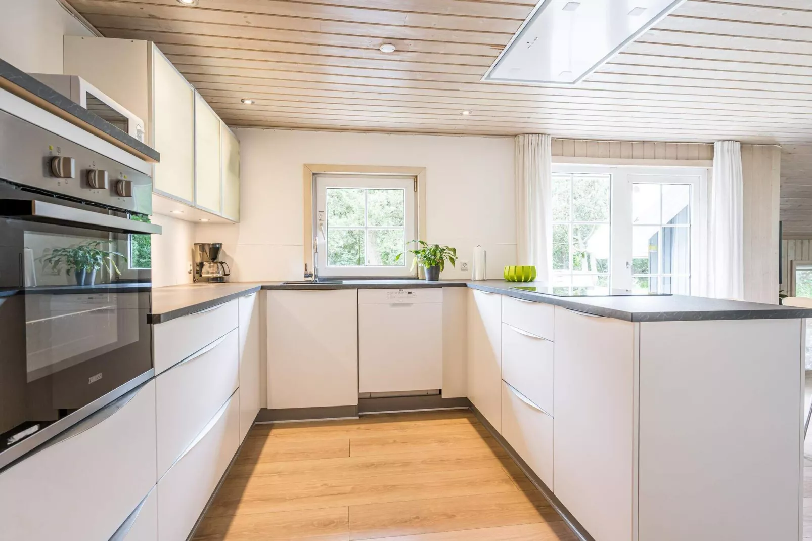 8 person holiday home in Blåvand-Indoor