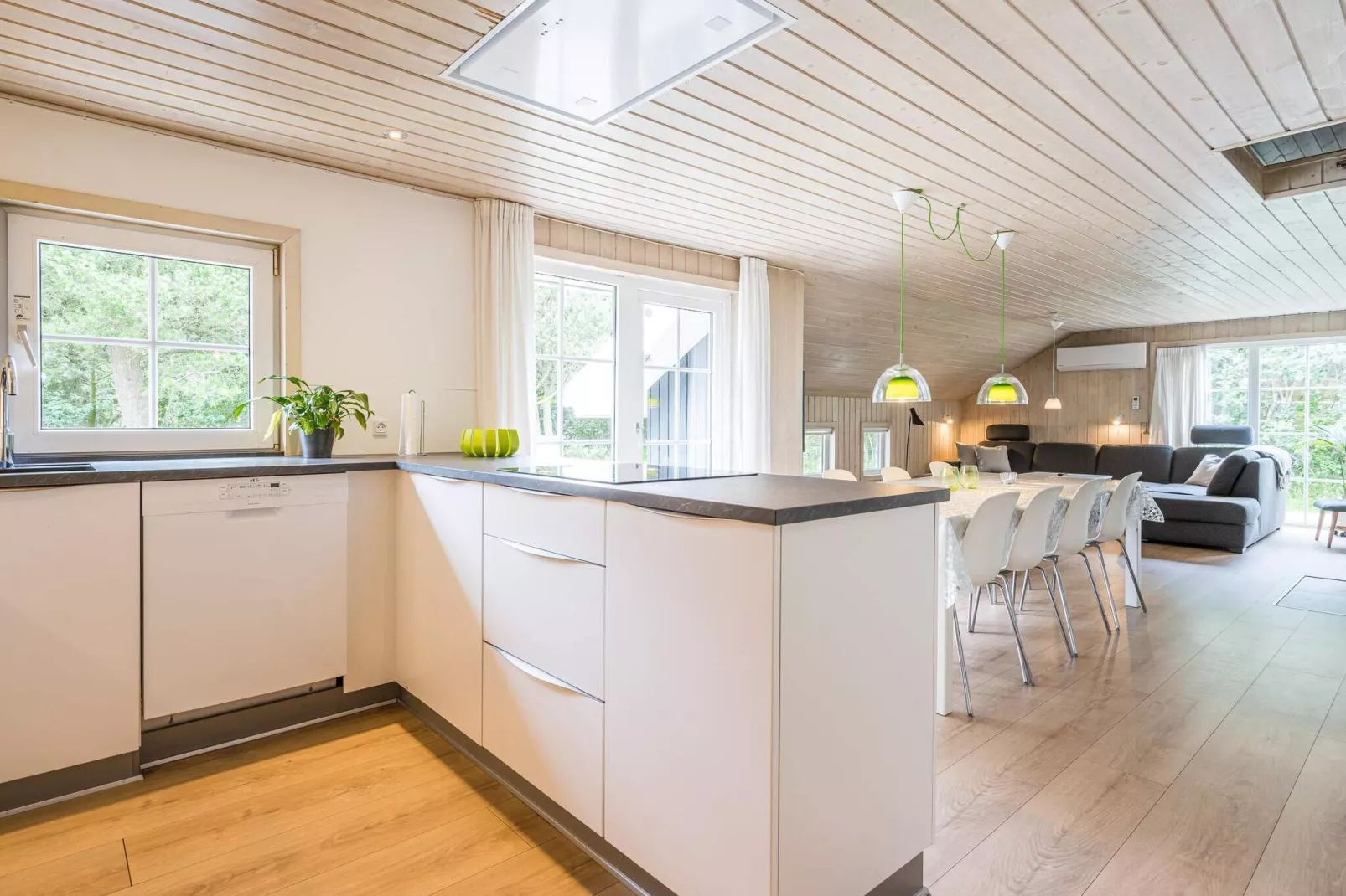 8 person holiday home in Blåvand-Indoor