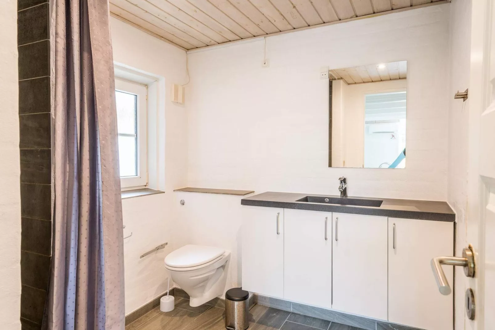 8 person holiday home in Blåvand-Indoor