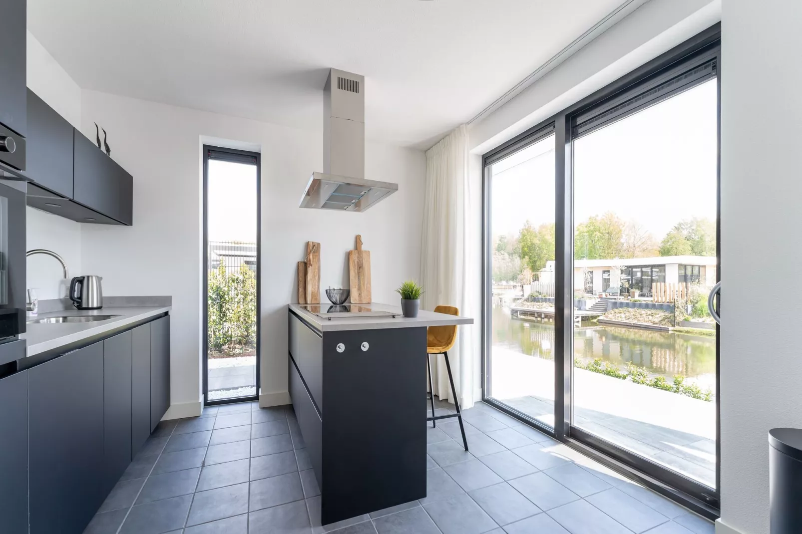 Villa De Riet 404-Kitchen