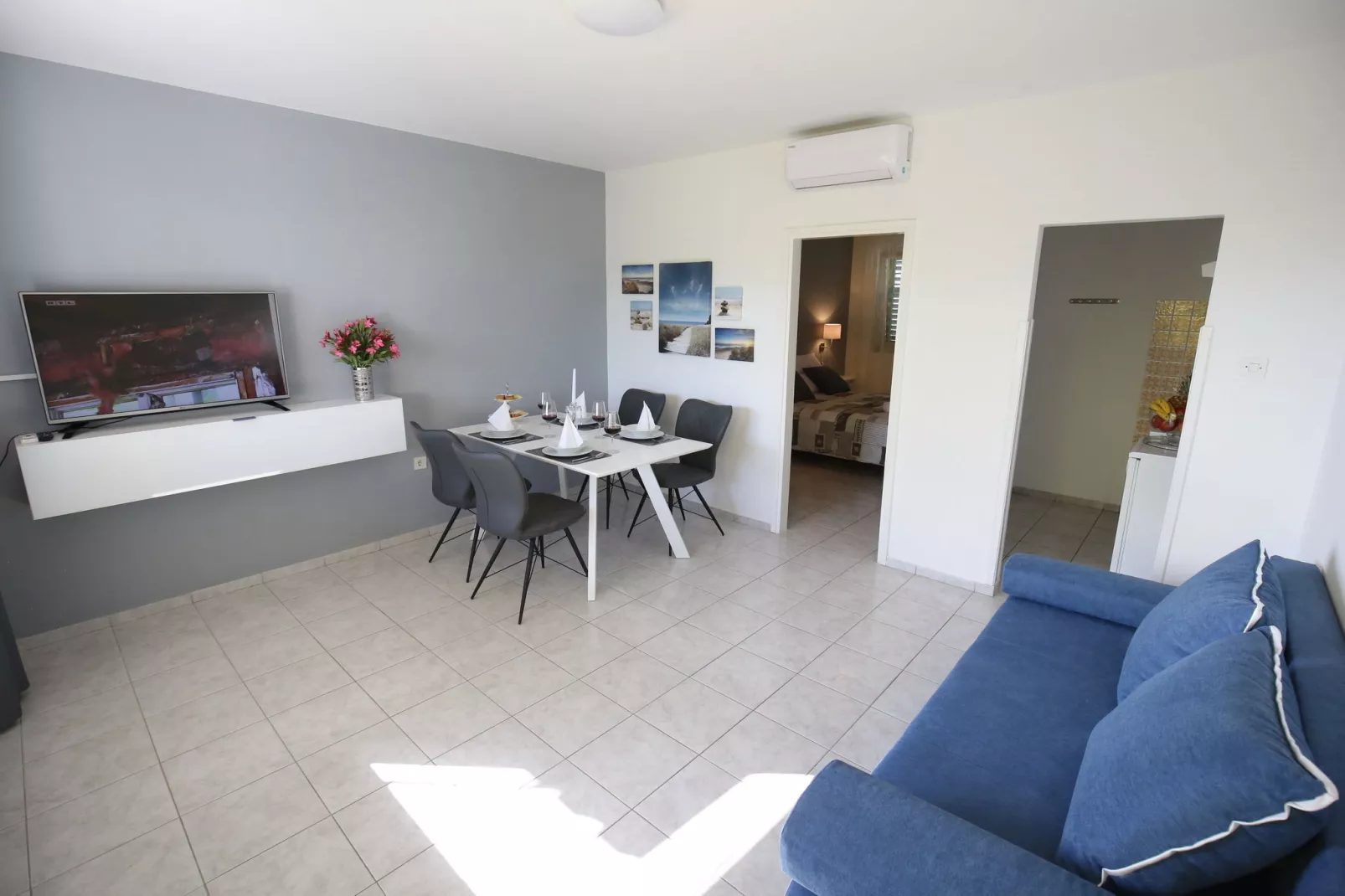 Mediterano 4-Living room