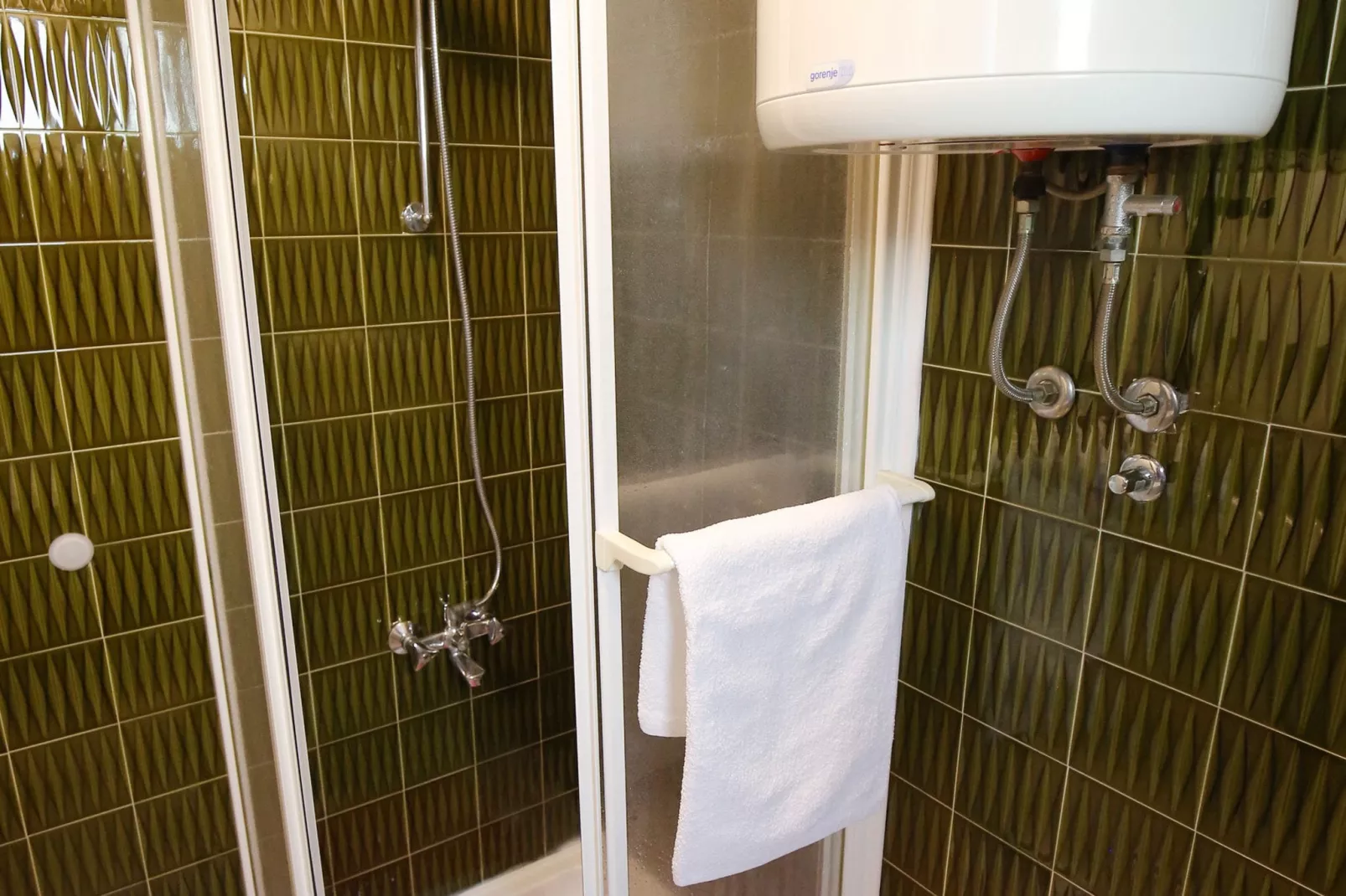 Mediterano 4-Bathroom