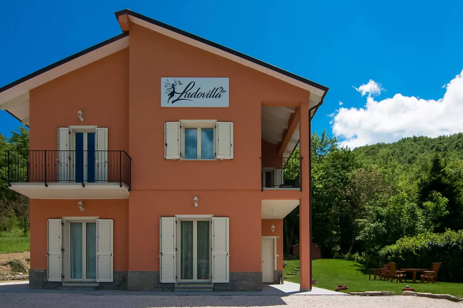 Villa Ludovica-Extérieur été