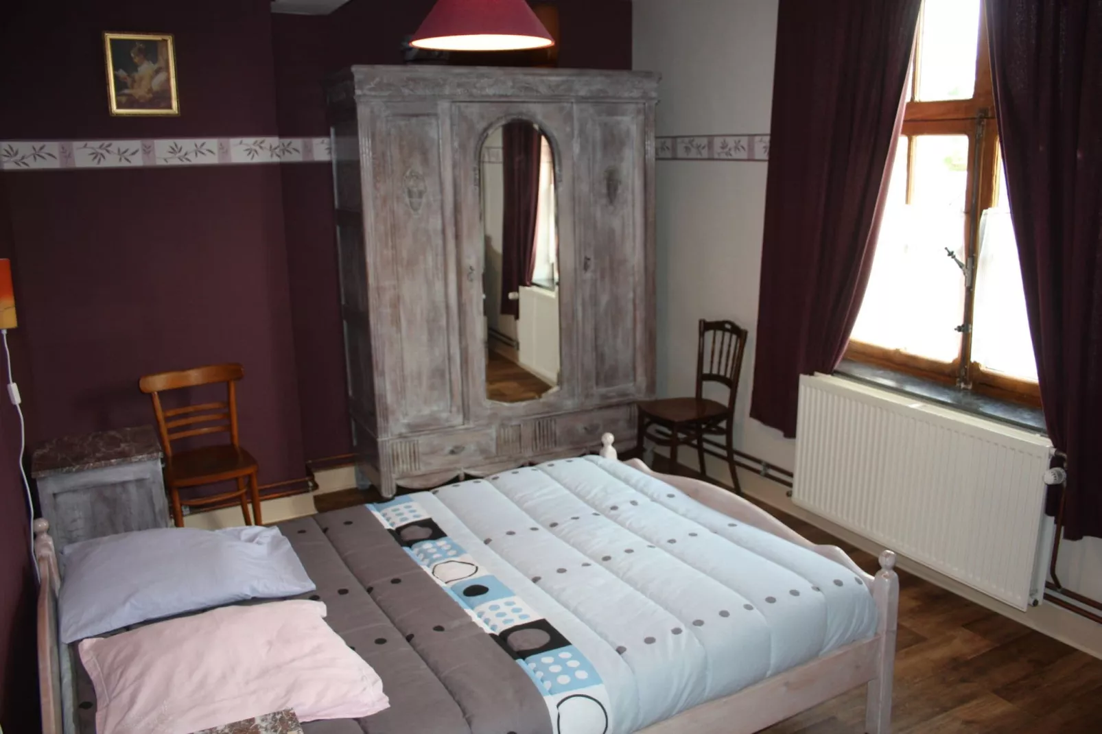 Maison Gimnée-Bedroom
