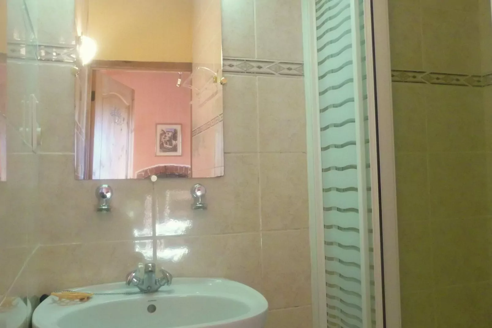 Maison Gimnée-Bathroom