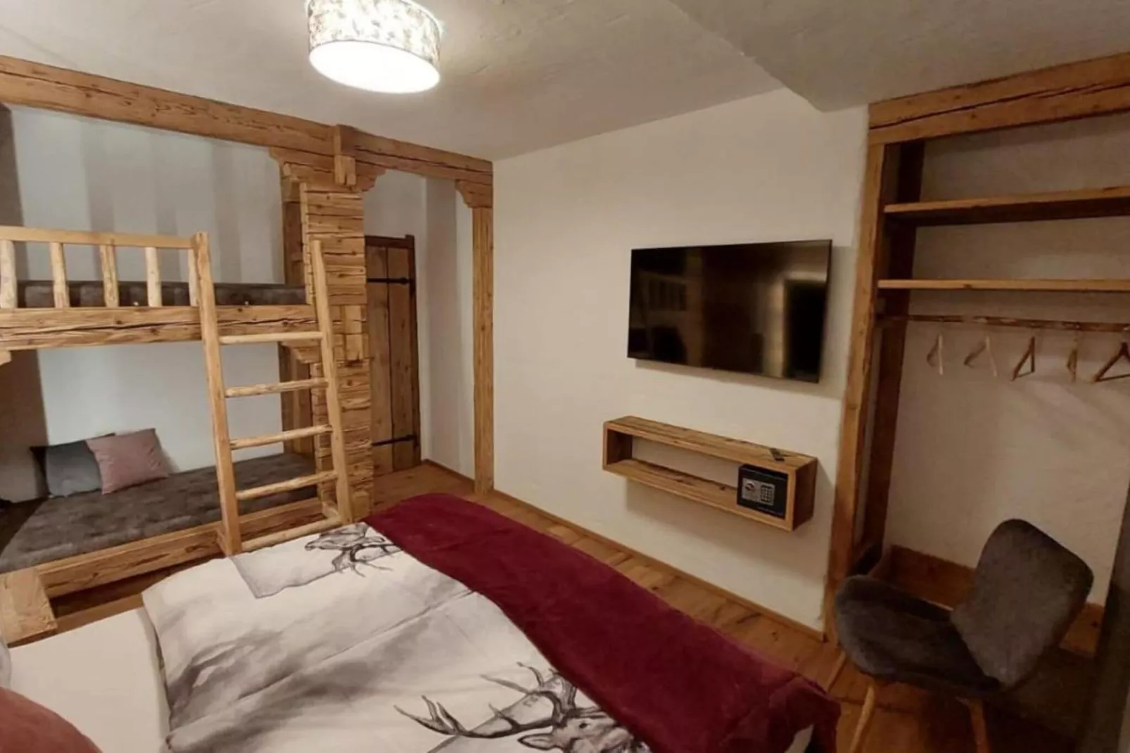 Chalet Die Sagritzerin-Bedroom