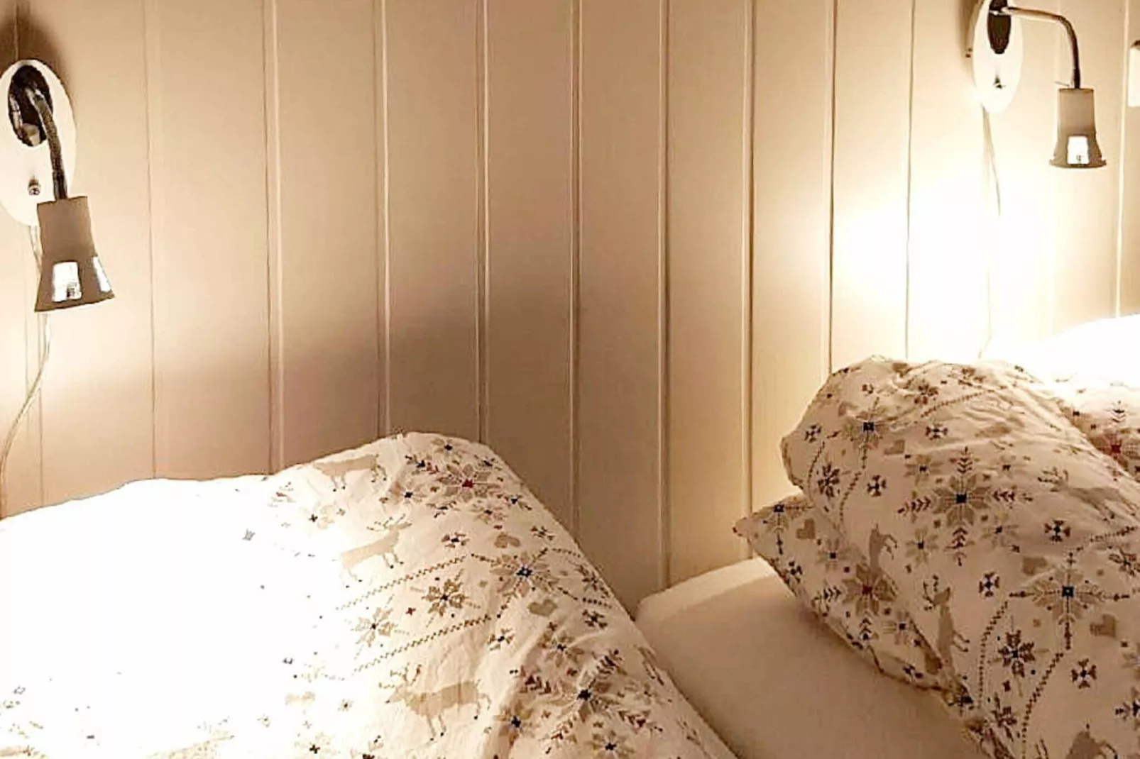 85885 FRUSTØA-Indoor