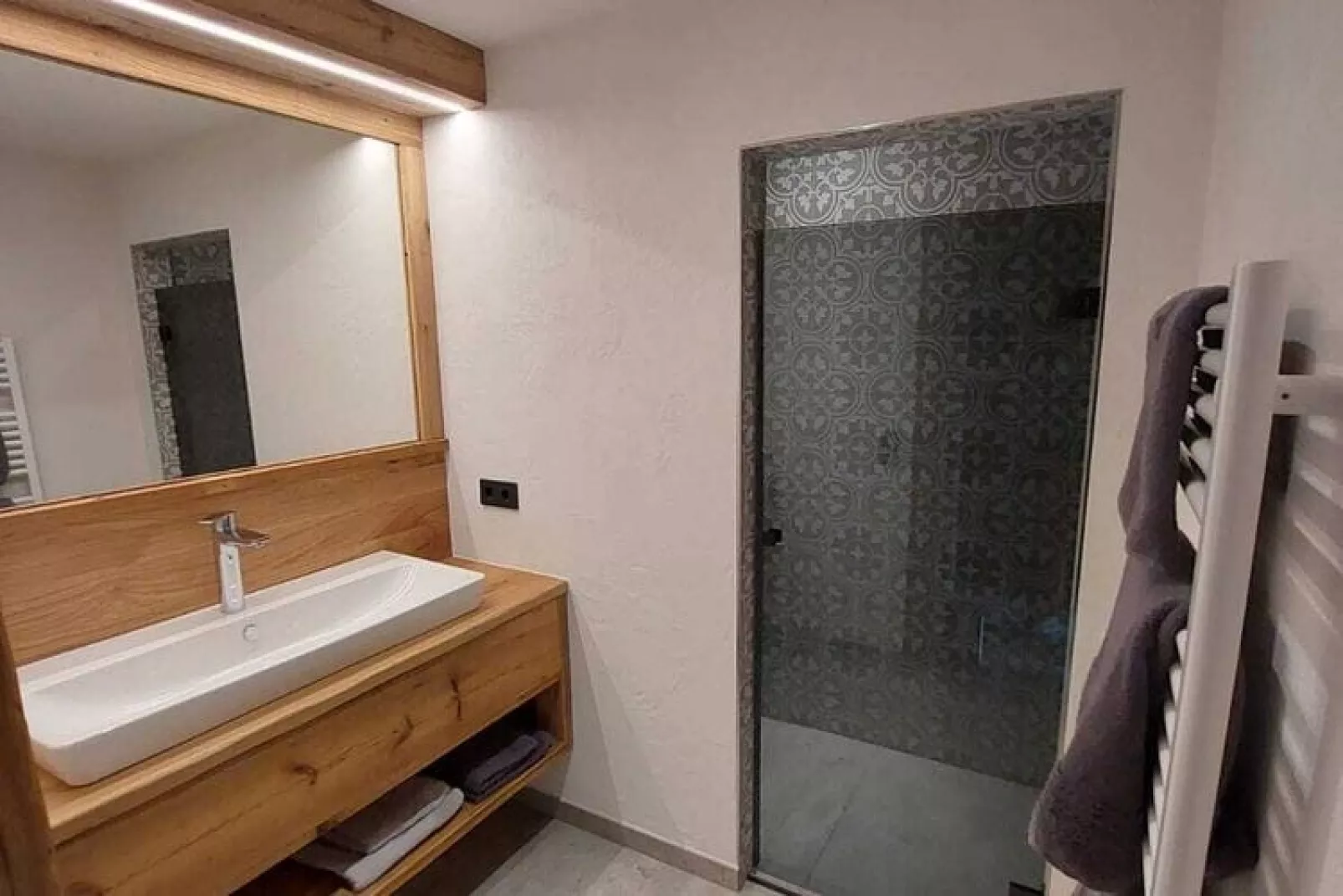 Chalet Die Sagritzerin-Bathroom