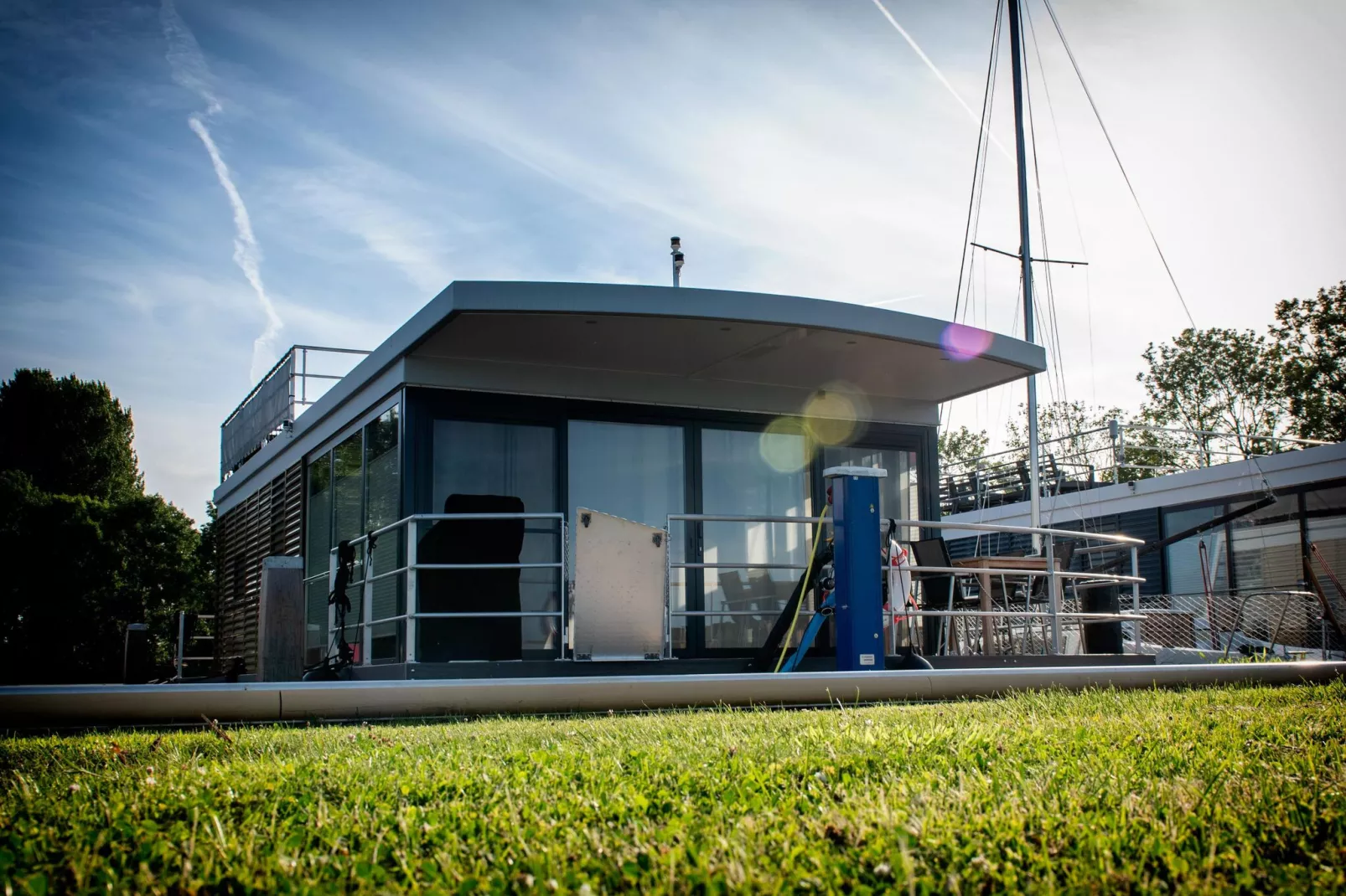 Houseboat Elysium met dakterras-Exterior summer