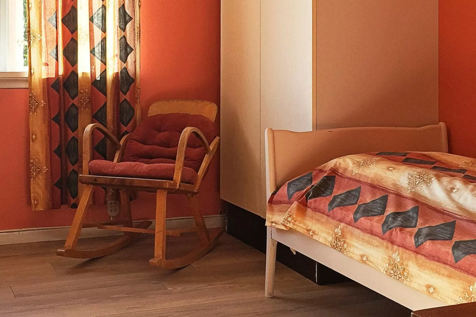 85886 - SIKJE-Indoor