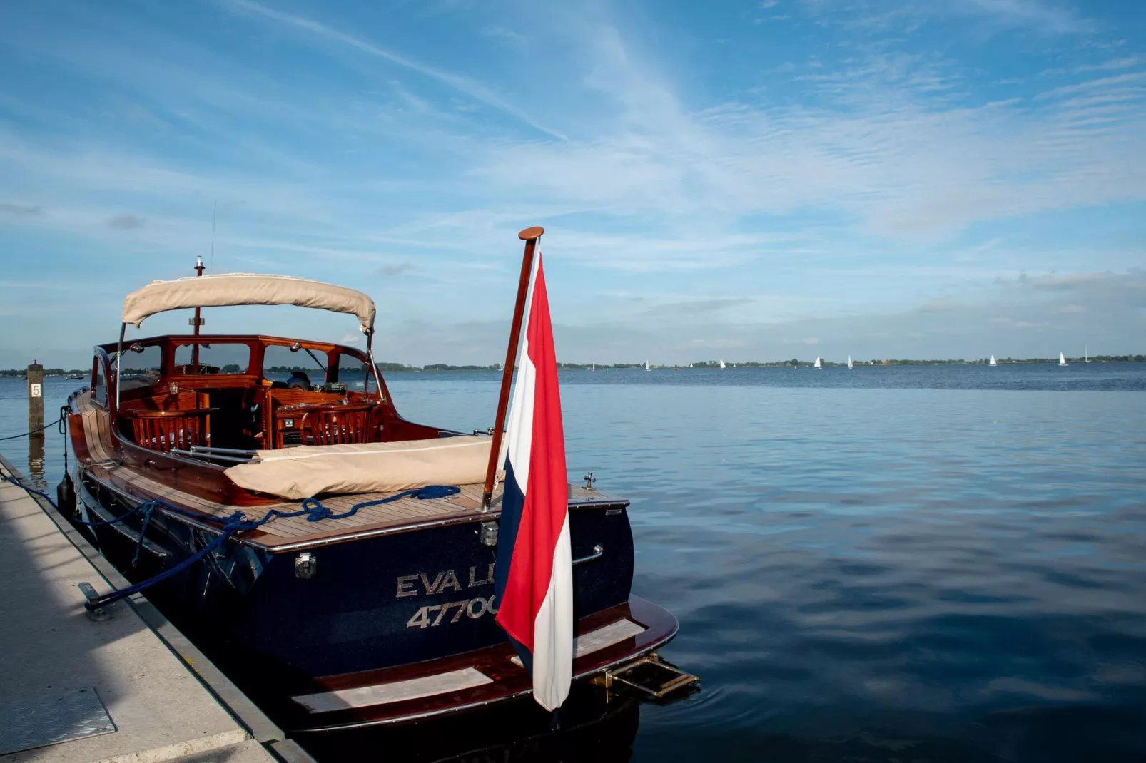 Houseboat Elysium met dakterras-Atmosphere