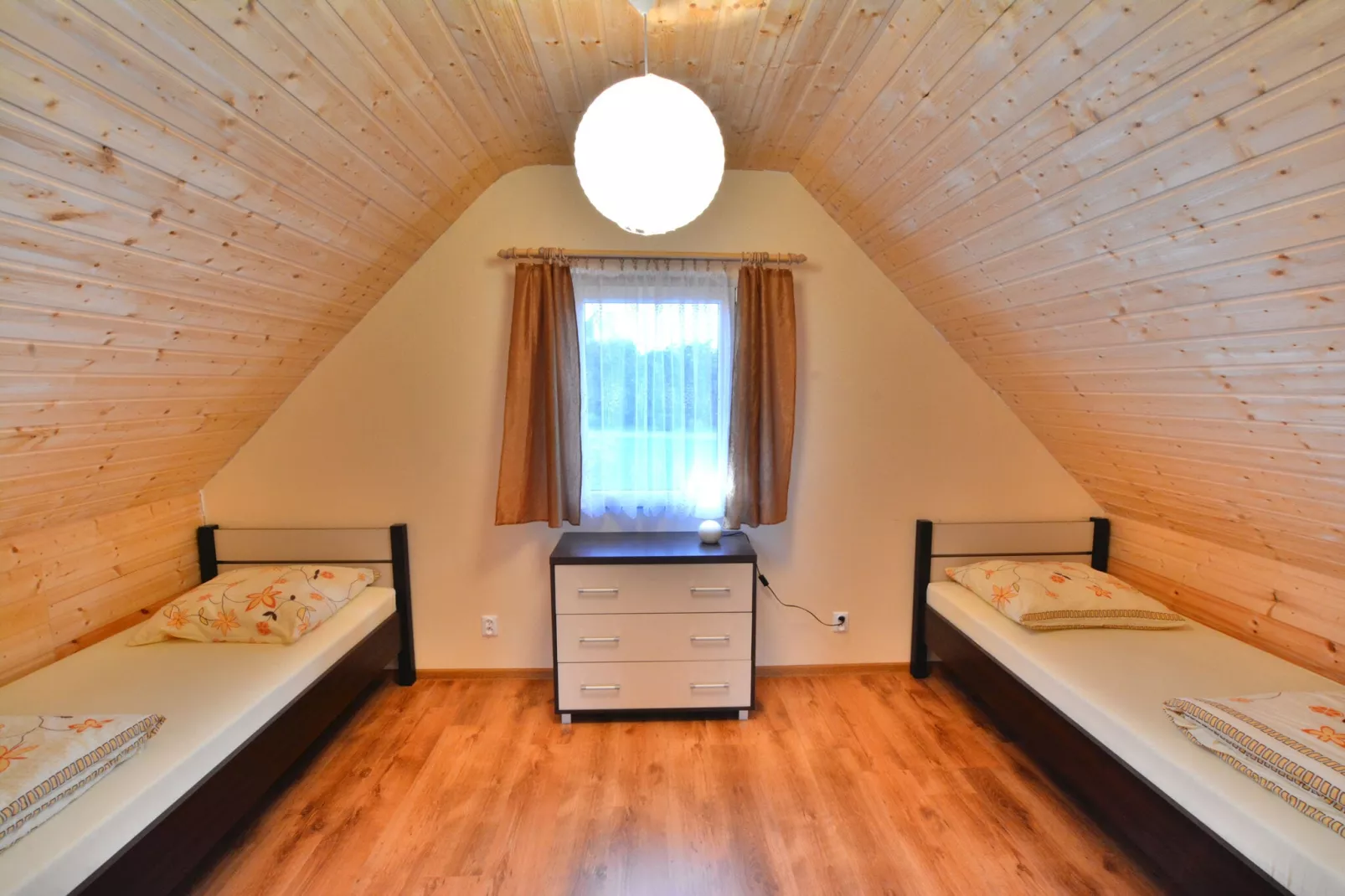 Domki Letniskowe dla 3 osób Ustronie Morskie-Bedroom