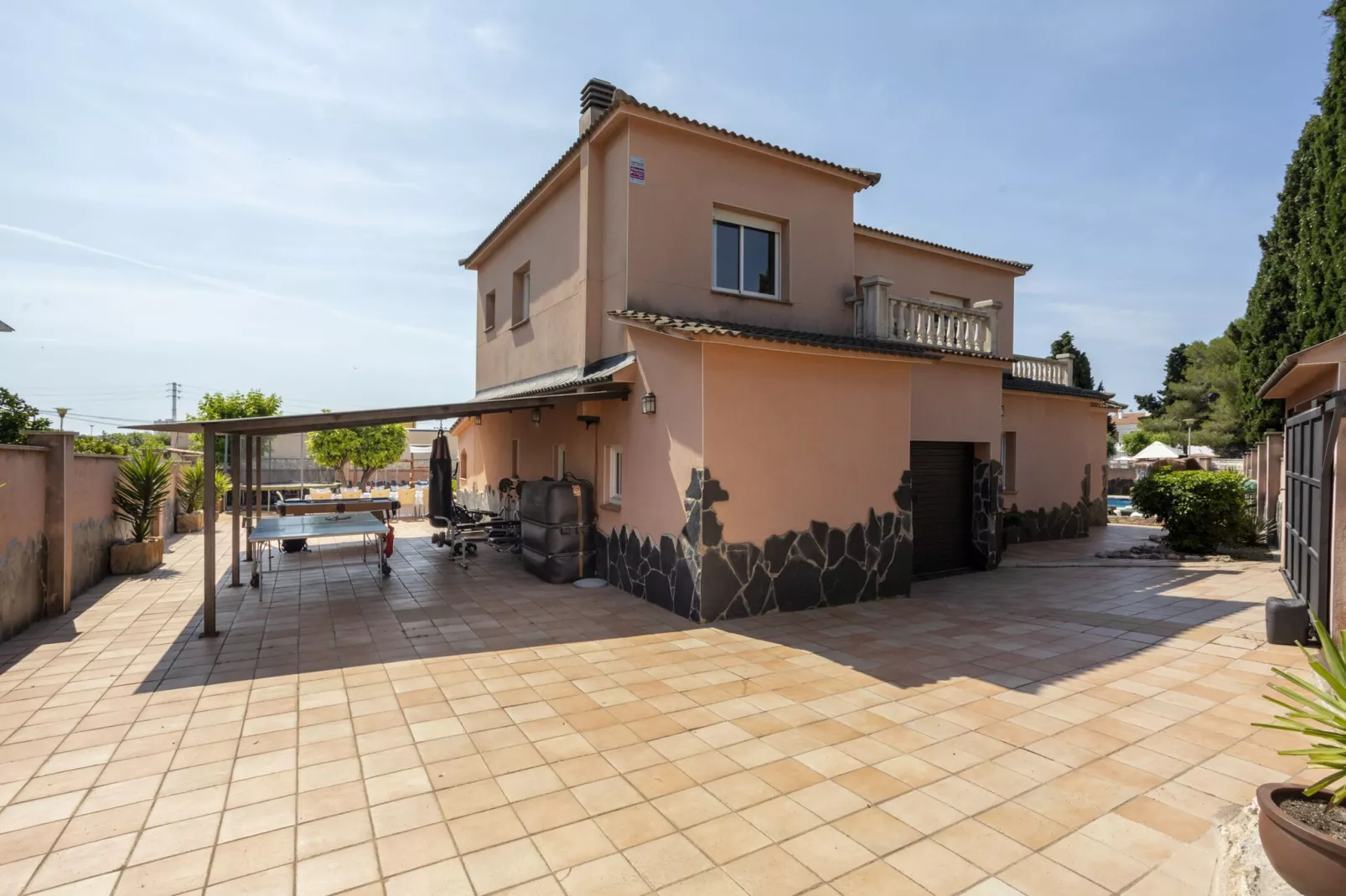 Casa Ausias-Exterior summer