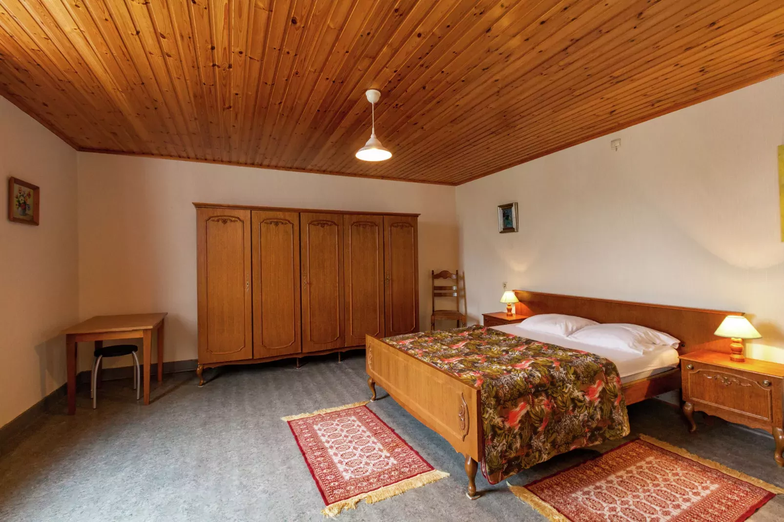 Bourcy-Bedroom